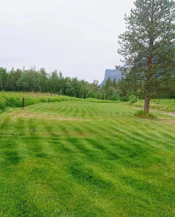 Torfoss Gard, Hytte Utleie, Campingvogn Og Bobil Plasser Potka Ngoại thất bức ảnh