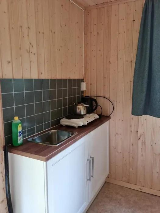 Torfoss Gard, Hytte Utleie, Campingvogn Og Bobil Plasser Potka Ngoại thất bức ảnh